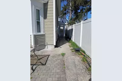 45 West Fourth, Lowell, MA 01850 - Photo 15