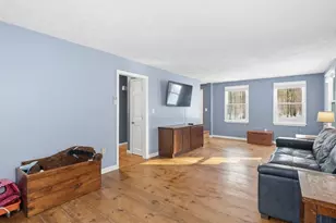 114 Groton St, Pepperell, MA 01463 - Photo 13