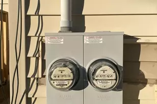 10 Carlisa Dr, Fall River, MA 02723 - Photo 5