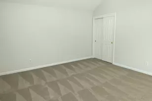 75 Warren St W, Raynham, MA 02767 - Photo 17