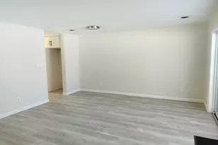 75 Warren St W, Raynham, MA 02767 - Photo 11