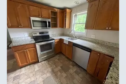 352 Reed St, Warren, MA 01083 - Photo 11