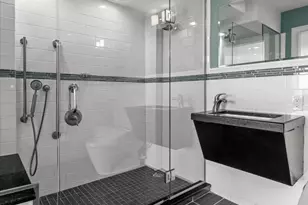 330 Beacon St, Boston, MA 02116 - Photo 9