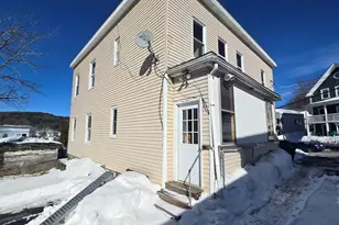 29 Beech St, Fitchburg, MA 01421 - Photo 21