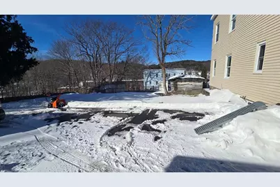 29 Beech St #1, Fitchburg, MA 01421 - Photo 25