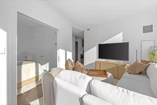 430 Stuart St, Boston, MA 02116 - Photo 3