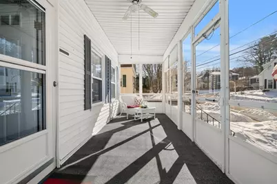 42 Pentucket Ave, Lowell, MA 01852 - Photo 5