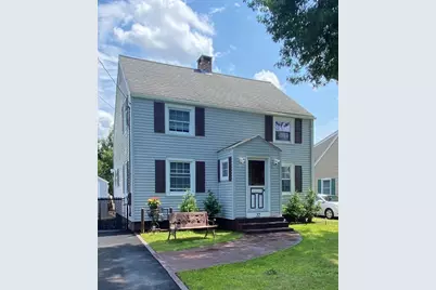 37 Chesterfield Ave, Springfield, MA 01118 - Photo 1