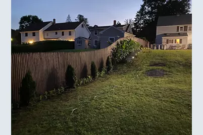 37 Chesterfield Ave, Springfield, MA 01118 - Photo 25