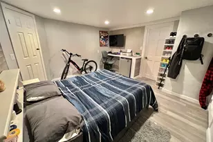 37 Chesterfield Ave, Springfield, MA 01118 - Photo 19