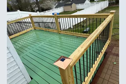 37 Chesterfield Ave, Springfield, MA 01118 - Photo 27