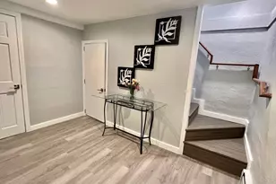 37 Chesterfield Ave, Springfield, MA 01118 - Photo 17