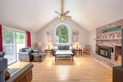 42 Van Buren Drive, Abington, MA 02351 - Photo 9