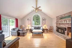 42 Van Buren Dr, Abington, MA 02351 - Photo 9