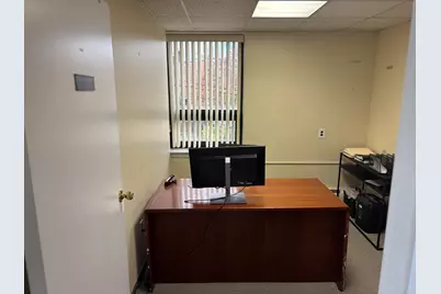 7 Foster St, Quincy, MA 02169 - Photo 5