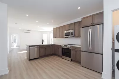 20 Cottage St, West Springfield, MA 01089 - Photo 29