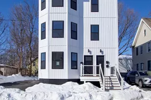 20 Cottage St, West Springfield, MA 01089 - Photo 1