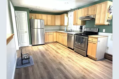 81 Thayer St, Millville, MA 01529 - Photo 5