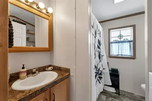 66 Brookwood, Salem, NH 03079 - Photo 11