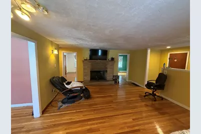 845 Stafford St, Leicester, MA 01542 - Photo 7