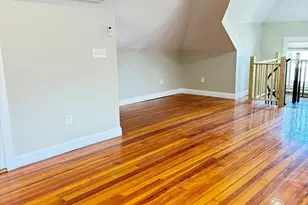 22 Clark St, Holyoke, MA 01040 - Photo 11