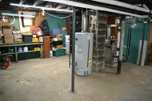 92 Norman St, West Springfield, MA 01089 - Photo 27