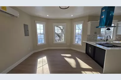 62 Wolcott #2, Malden, MA 02148 - Photo 5