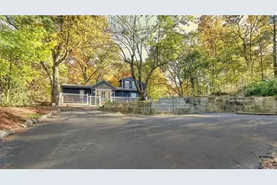 7 West St, Melrose, MA 02176 - Photo 21