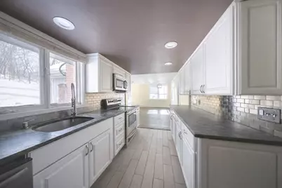 7 West St, Melrose, MA 02176 - Photo 7