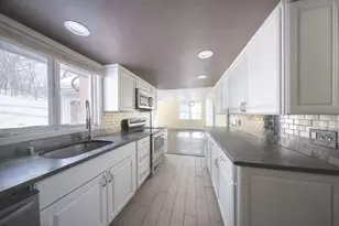 7 West St, Melrose, MA 02176 - Photo 7