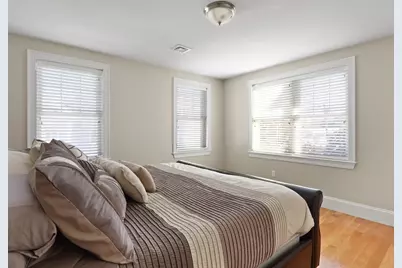 105-107 North St #105, Newton, MA 02460 - Photo 11