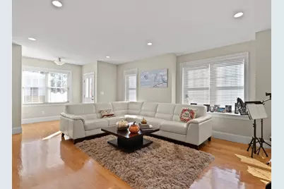 105-107 North St #105, Newton, MA 02460 - Photo 3