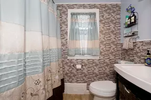 854 Grayson Dr, Springfield, MA 01119 - Photo 29