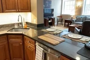 52 Sanborn St, Reading, MA 01867 - Photo 3