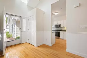 47 Orchard Meadow Dr, Shrewsbury, MA 01545 - Photo 3