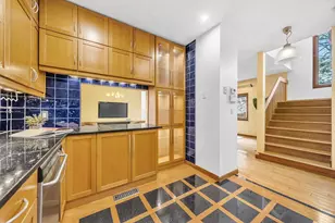 16 Carthay Cir, Newton, MA 02461 - Photo 7