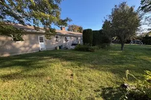 131 Chateau Dr, Somerset, MA 02726 - Photo 13