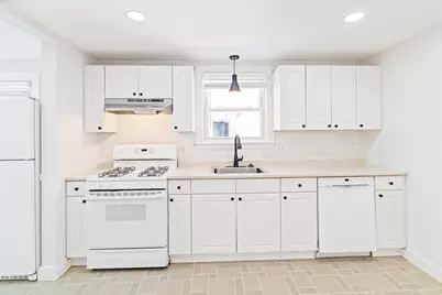 126 Washington Ave #2, Waltham, MA 02453 - Photo 7