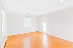 126 Washington Ave, Waltham, MA 02453 - Photo 3