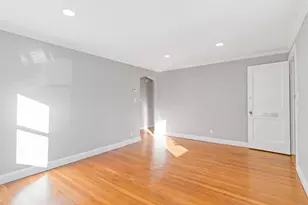 126 Washington Ave, Waltham, MA 02453 - Photo 7