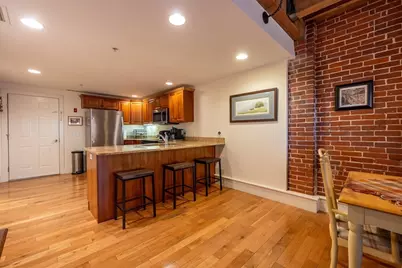 7 Chester Rd #212, Derry, NH 03038 - Photo 5