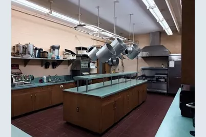 16 Thorndike Street, Fitchburg, MA 01420 - Photo 13