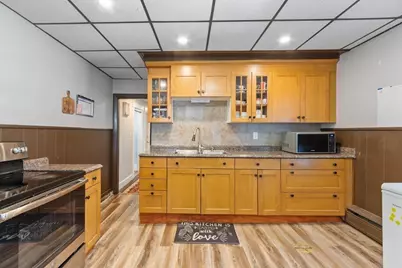 76 Heywood St, Fitchburg, MA 01420 - Photo 11