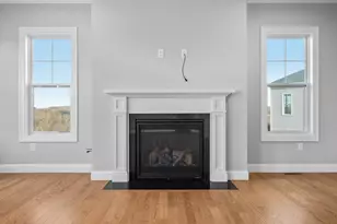 37 Crestwood Cir, Northbridge, MA 01588 - Photo 13