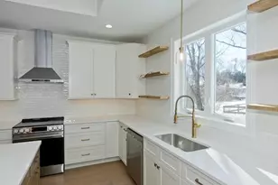 47 Kendall St, Ludlow, MA 01056 - Photo 9