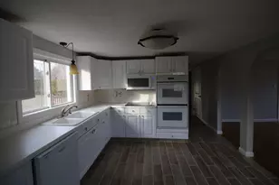 24 Greenfield Rd, Westport, MA 02790 - Photo 9