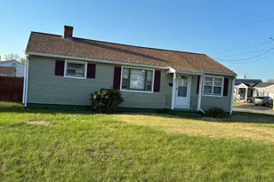 32 Loretta St, Springfield, MA 01118 - Photo 1