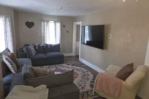 14 Brookline St, Pepperell, MA 01463 - Photo 9