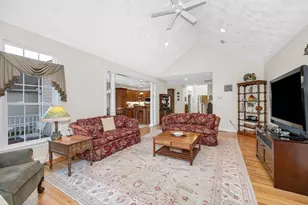 141 Cortland Dr, North Andover, MA 01845 - Photo 3