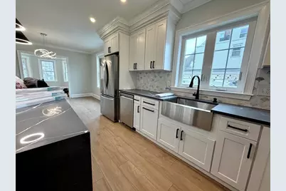 67 Jewett St #1, Newton, MA 02458 - Photo 5